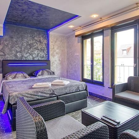 Appart Hotel Avec Sauna, Jacuzzi, Strasbourg Bagian luar foto