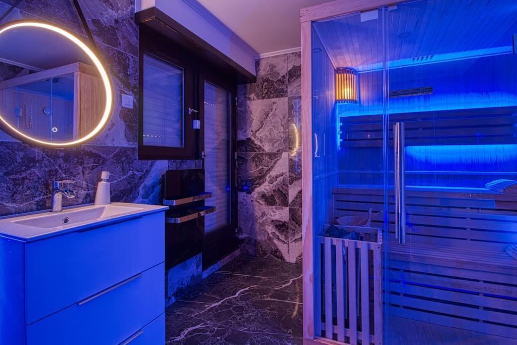 Appart Hotel Avec Sauna, Jacuzzi, Strasbourg Bagian luar foto