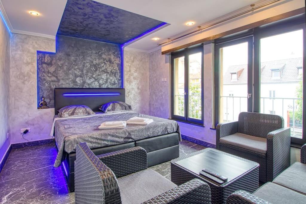 Appart Hotel Avec Sauna, Jacuzzi, Strasbourg Bagian luar foto