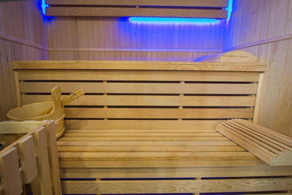 Appart Hotel Avec Sauna, Jacuzzi, Strasbourg Bagian luar foto